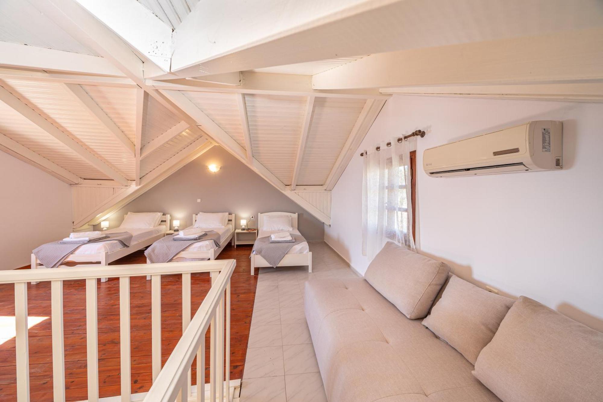 Southbank Seafront Apartments 케텔리오스 외부 사진