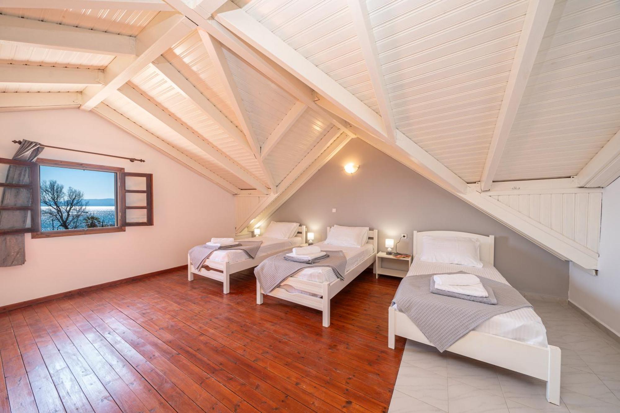 Southbank Seafront Apartments 케텔리오스 외부 사진