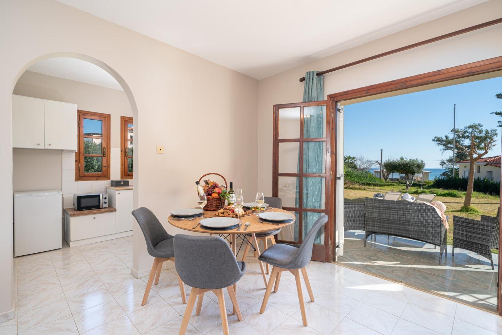 Southbank Seafront Apartments 케텔리오스 외부 사진